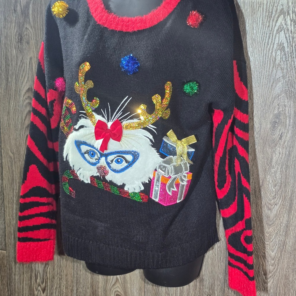 33 Degrees Ugly Christmas‎ Sweater Medium Cat Reindeer Holiday Pom Poms